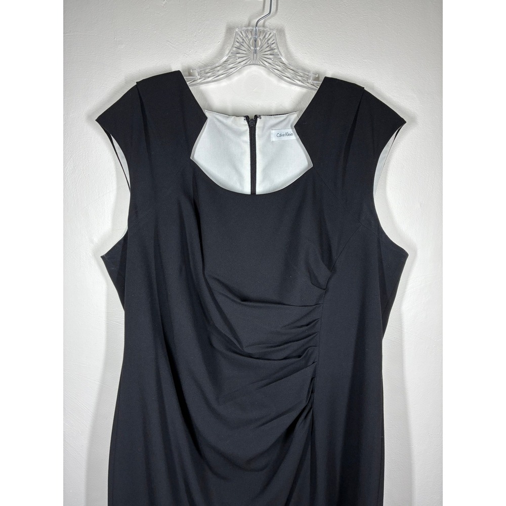 Calvin Klein Black Sleeveless Sheath Dress Plus Size 18W Ruched Neutral Stretchy - Picture 2 of 12